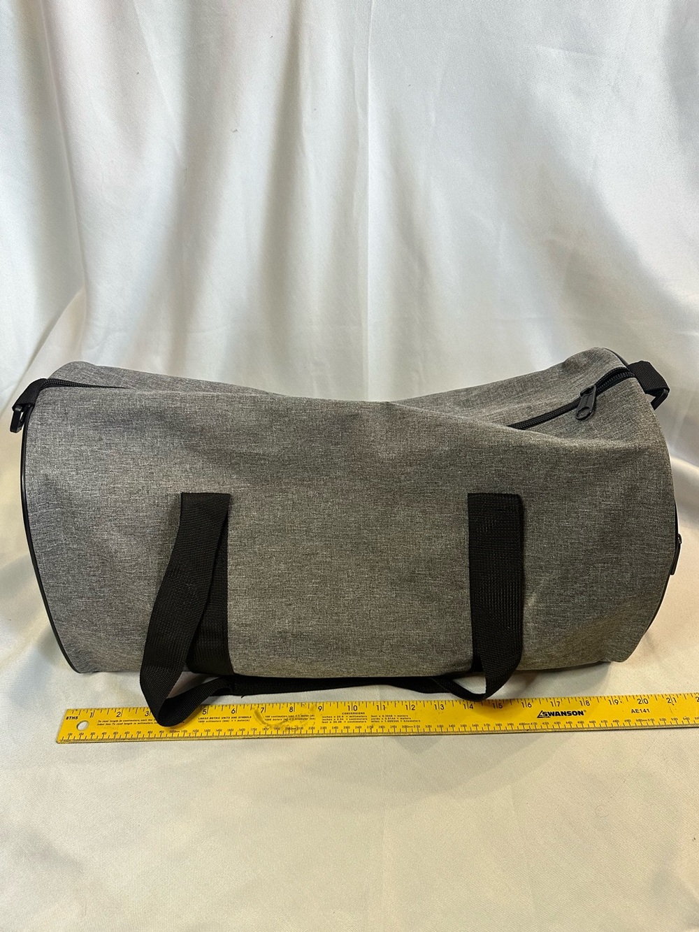 Dickies Gray Travel Duffel with Black Straps - Picture 4 of 9